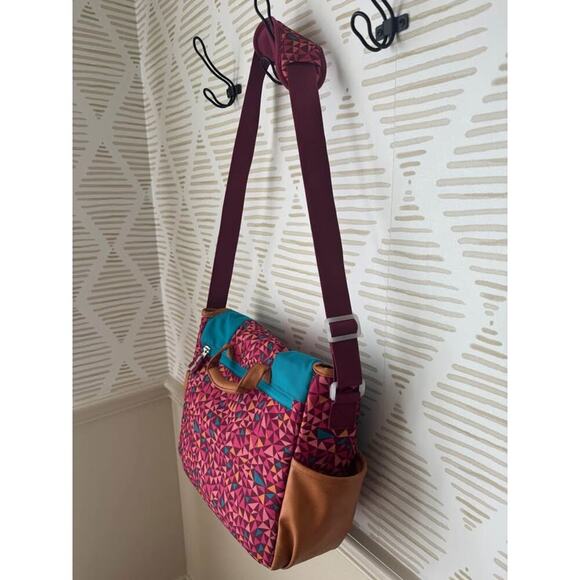 Garnet Hill Kids Maroon Geometric Print Eco Messenger Book School Travel Bag - Picture 4 of 7